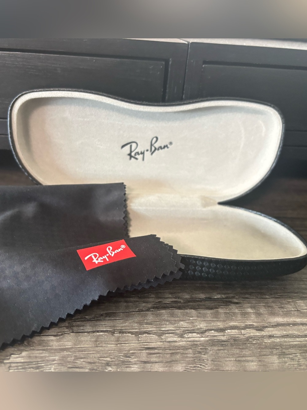 Ray-Ban Texturex Sunglasses Case with Signature Cleaning Cloth